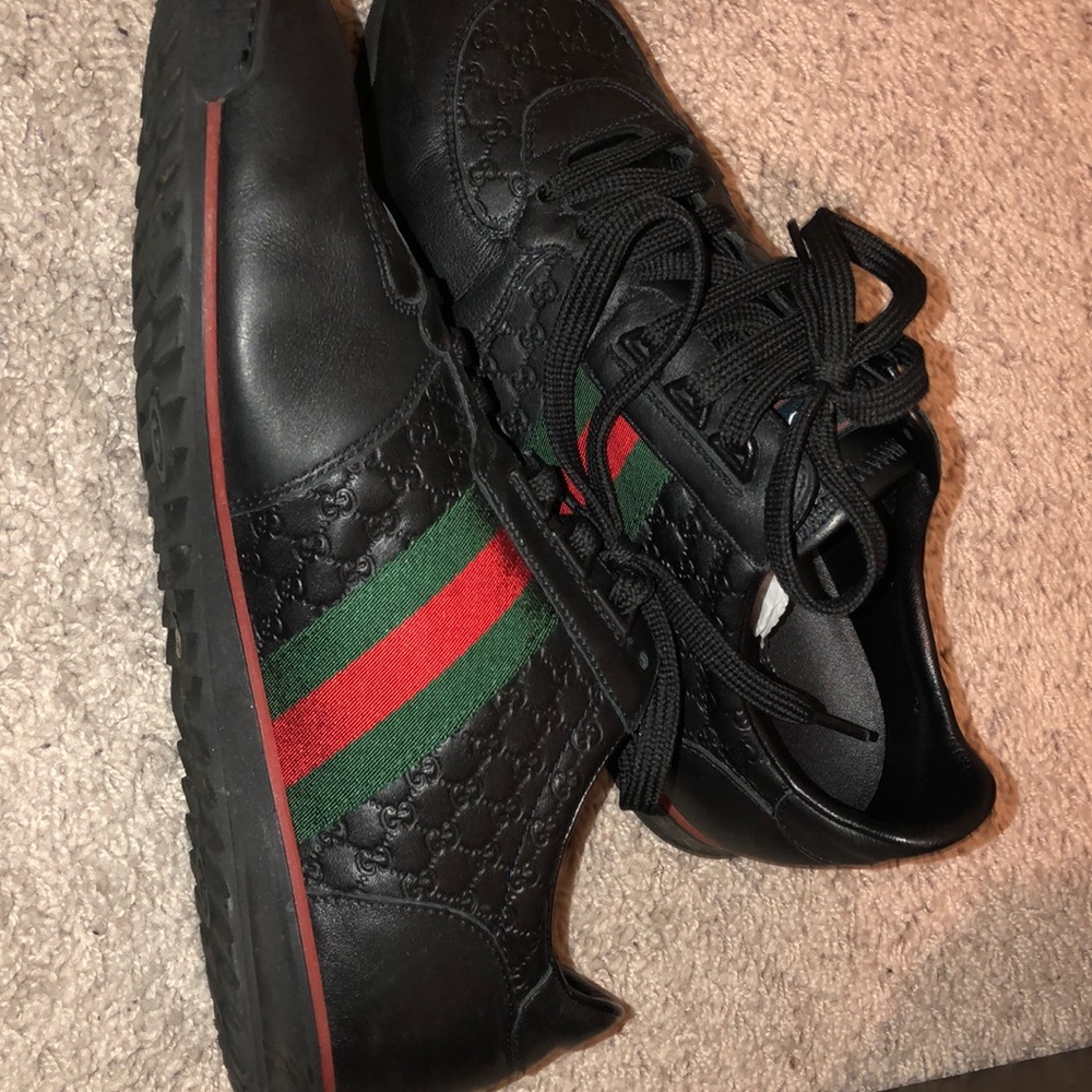 Men’s Signature Size 10 Sneakers in Black - Picture 4 of 6